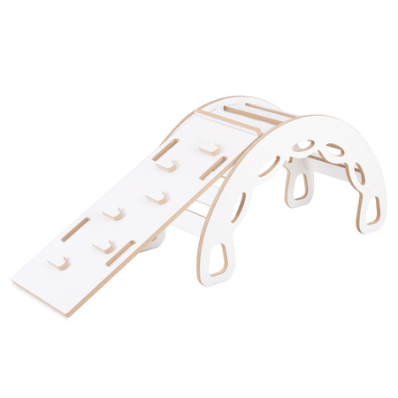 PLUSH NEST Kleine Wippe 4-in-1 Wippe + Kletterwand/Rutsche + Kissen Hellbeige, weiß Holzspiel